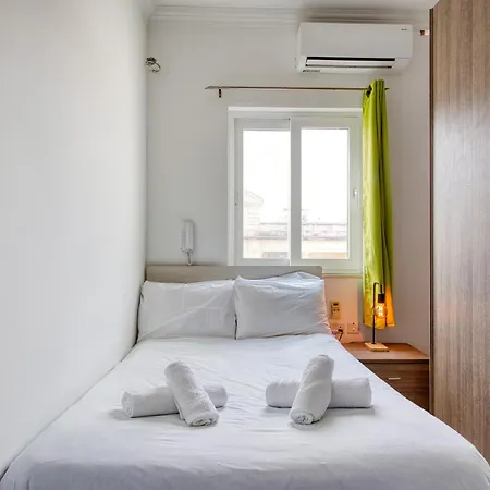 3br With Terrace Walk To Appartamento Sliema