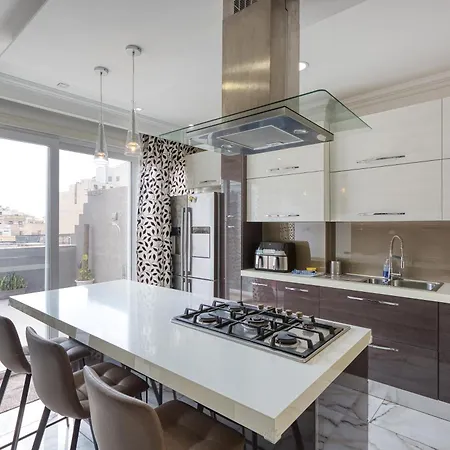 Appartamento 3br With Terrace Walk To *