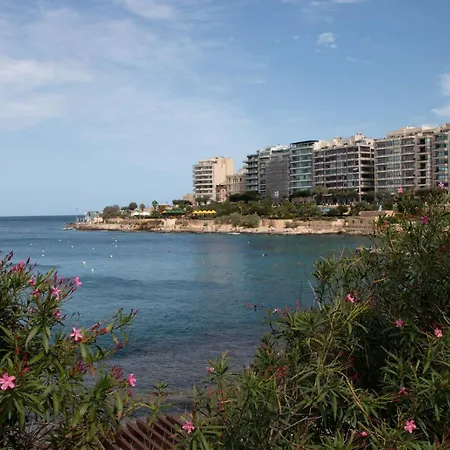 3br With Terrace Walk To * Sliema